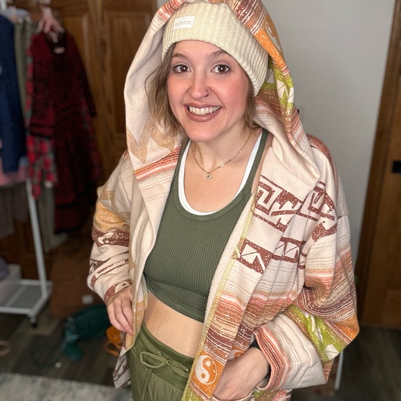 Meet your Posher, Kaila - Picture 7 of 11